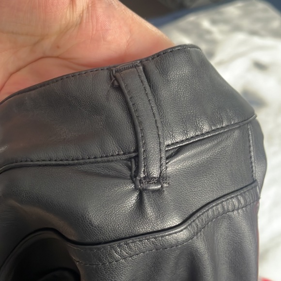 GUESS black leather pants - Picture 3 of 6